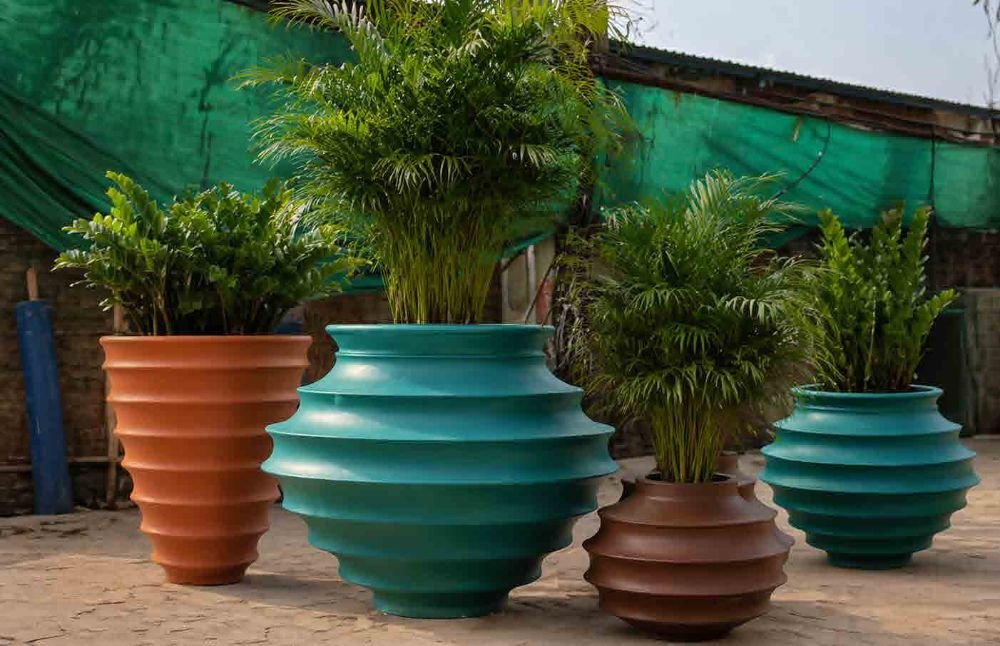 The Rocking Planter — Textured cast stone by Artemis